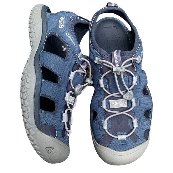 KEEN navy closed-toe water shoe outdoor sandals Size men’s US 8 main image 5